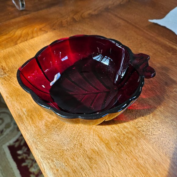 leaf trinket dish royal ruby red depression glass - Picture 3 of 4